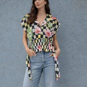 Elise size M, blouse, see through, reversible belt tie. Button up. Plaid floral